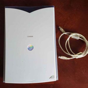 CanoScan N124UO Scanner